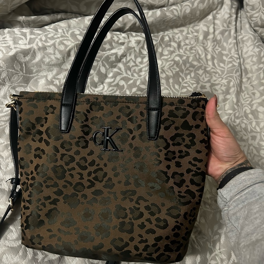 Calvin Klein purse 👜